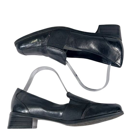 NWOT-1 SHOW! TROTTERS! BLACK GENUINE LEATHER CLASSIC HEELED LOAFERS! SZ 9.5M - Picture 6 of 10